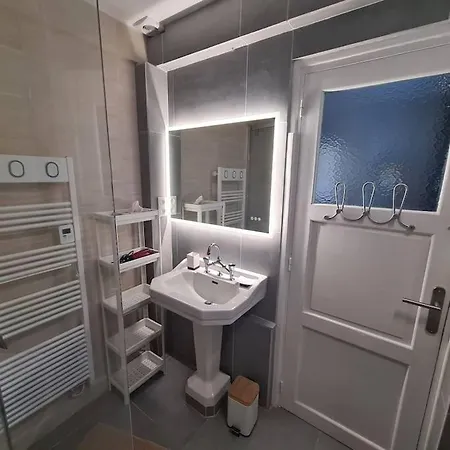 La Casita Du Dramont 83530 Holiday home *