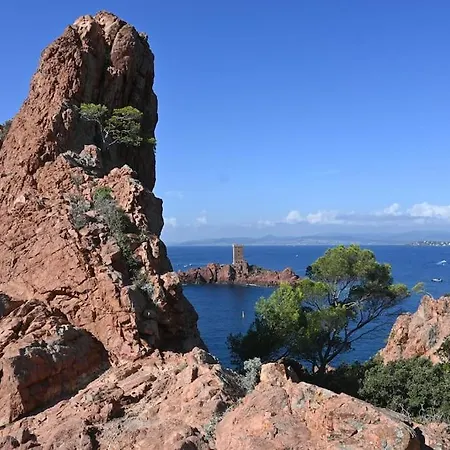 Сasa de vacaciones La Casita Du Dramont 83530