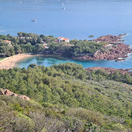 Сasa de vacaciones La Casita Du Dramont 83530