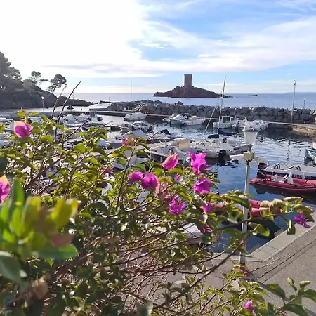 La Casita Du Dramont 83530 Casa de Férias *